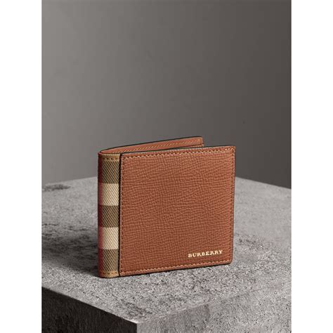 burberry leather & house check international bifold wallet|Men’s Designer Wallets .